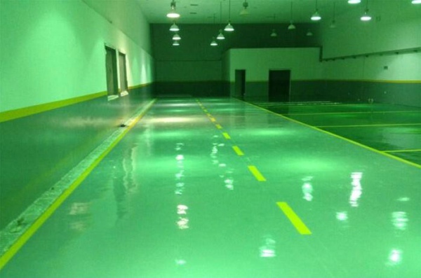 雨季環(huán)氧地坪漆施工應(yīng)考慮到哪些地方？